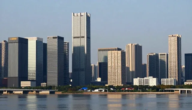 企业策划服务中技术更新如何推动能力建设